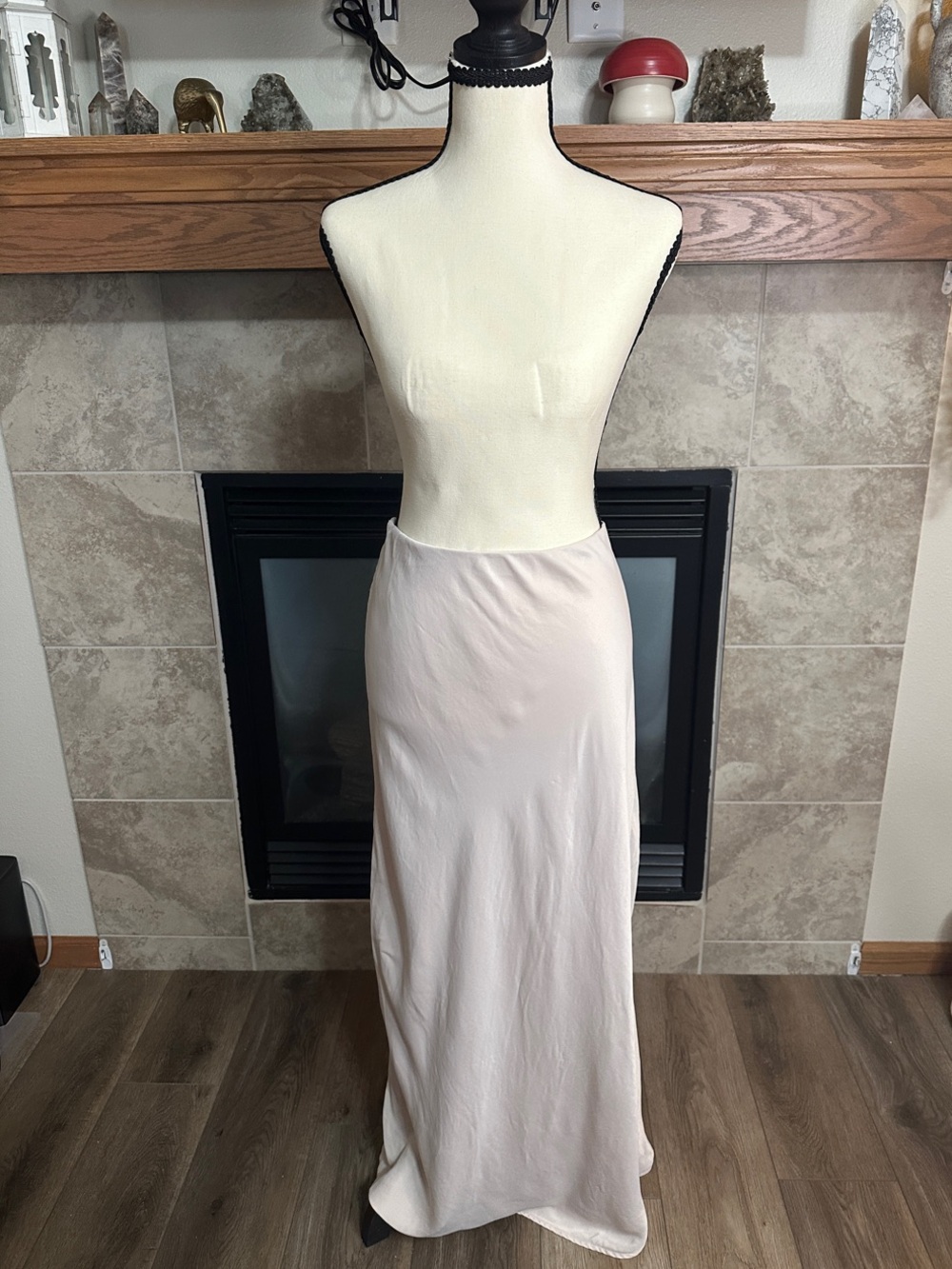 Anthropologie Cream/Blush Women’s Maxi Slip Skirt Size L NWOT